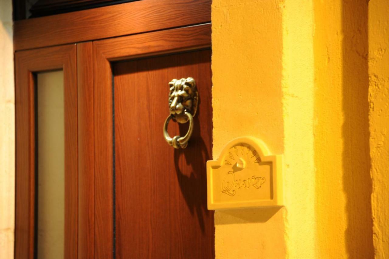 Palazzo Savoia 1856 Apartment ฟาซาโน ภายนอก รูปภาพ