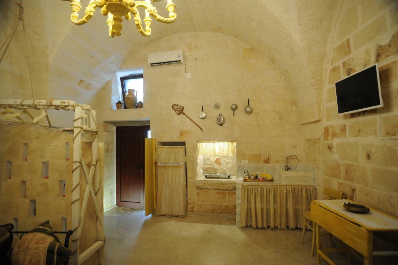 Palazzo Savoia 1856 Apartment ฟาซาโน ภายนอก รูปภาพ